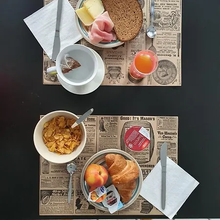 1928 بيت ضيافة Pogno